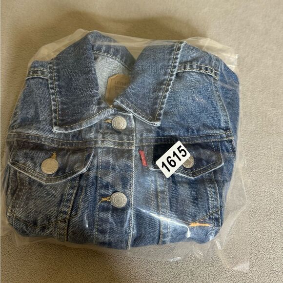 Levi's Kids Denim Trucker Jacket  Size M 10-12 years Blue - Picture 16 of 16
